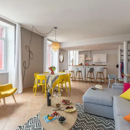 Eskualduna - Superb Duplex With Private Parking * Saint-Jean-de-Luz